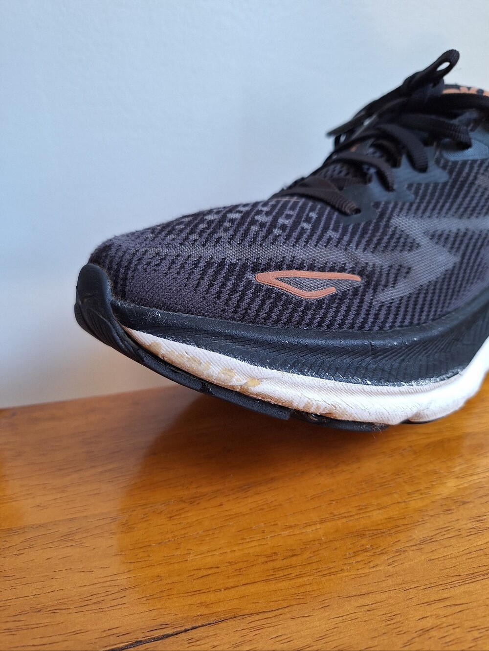 Hoka Clifton 9  Black/Rose Gold  Women's Size 7.5B - Picture 9 of 16